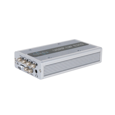 Ettus USRP E310 संगत 2 TX/RX चैनल AD9361 RF 70MHz-6 GHz 56 MHz BW प्रत्येक 1 × 10/100/1000 BASE-T ईथरनेट 2 × USB पोर्ट USRP सॉफ्टवेयर परिभाषित रेडियो डिवाइस